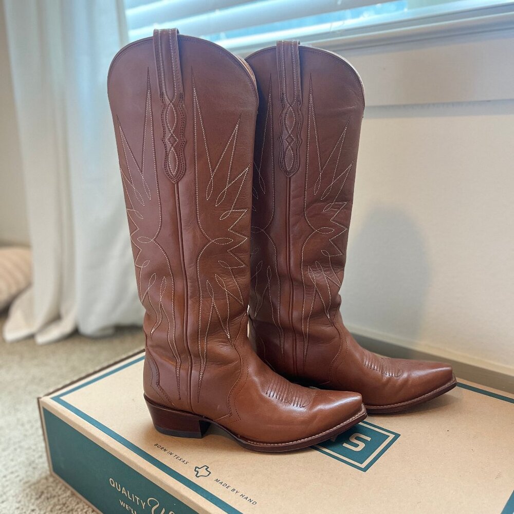 Women's Tall Cowhide Tecovas Loretta Cowboy Boots in Saddle